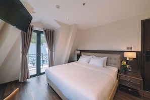 Deluxe Double Room, Balcony, City View | Pillowtop beds, minibar, desk, laptop workspace