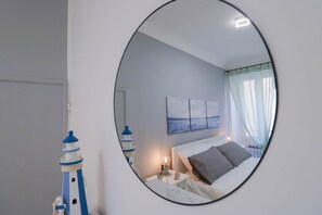 2 slaapkamers, een bureau, wifi, beddengoed