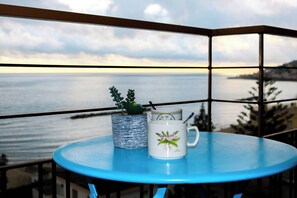 Outdoor dining - ARMA VISTA MARE PANORAMICA (Arma di Taggia)