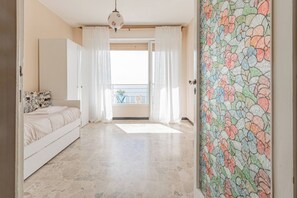 Room - ARMA VISTA MARE PANORAMICA (Arma di Taggia)