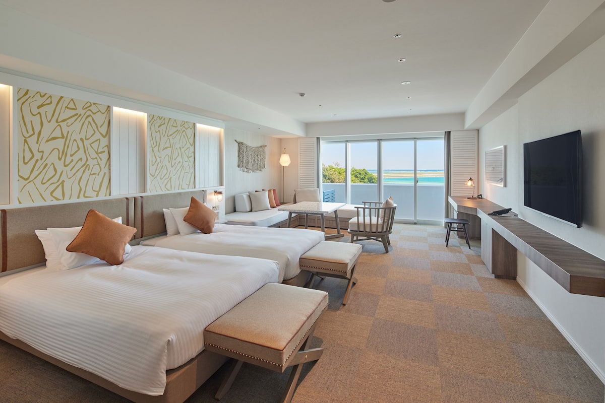 superior twin room, non smoking | 1 bedroom, in-room safe, desk, laptop workspace