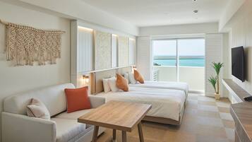 Standard Twin Room, Non Smoking | In-room safe, desk, laptop workspace, soundproofing