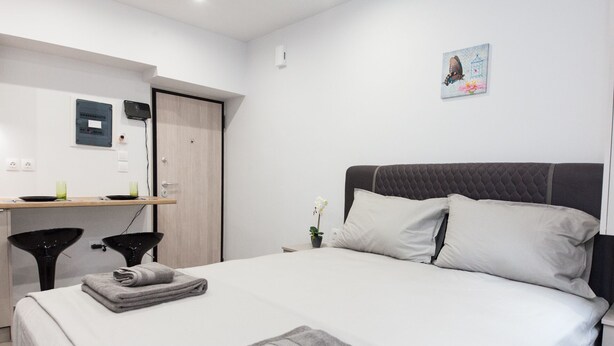 Room - Brand Urban Getaway in Megaro Mousikis (Athens)