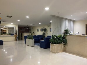 บริเวณนั่งเล่นที่ล็อบบี้