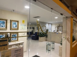 مدخل المنشأة