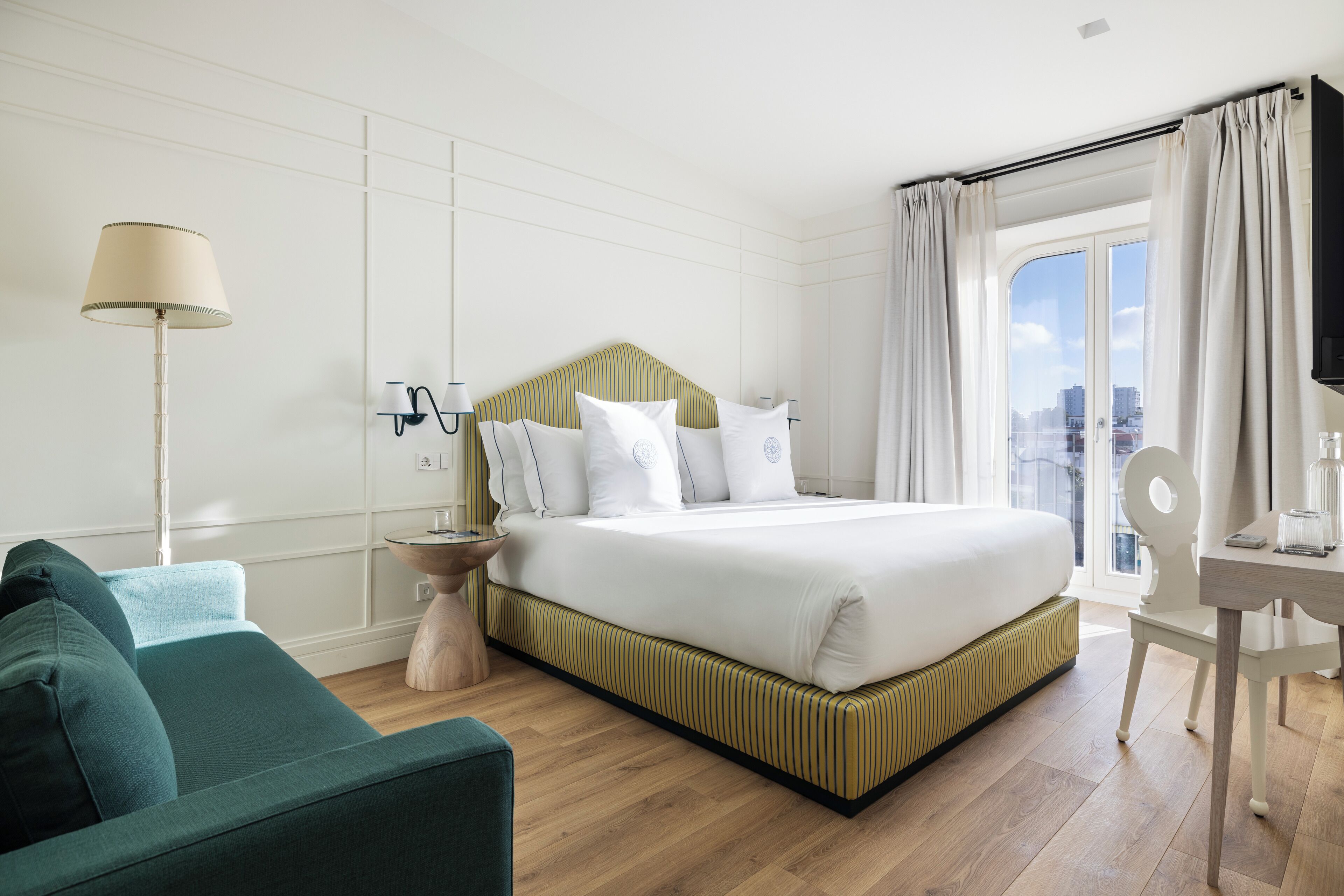 Rom – deluxe | Minibar, safe på rommet, individuelt dekorert og individuelt innredet