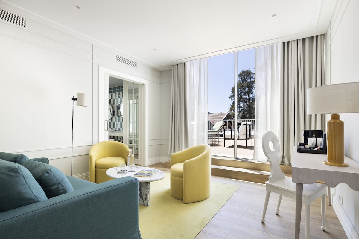 Suite | Living area | Smart TV