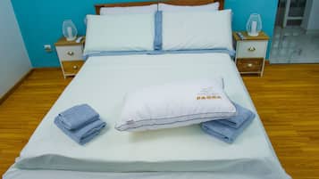 Room, 1 Bedroom, Smoking | 1 bedroom