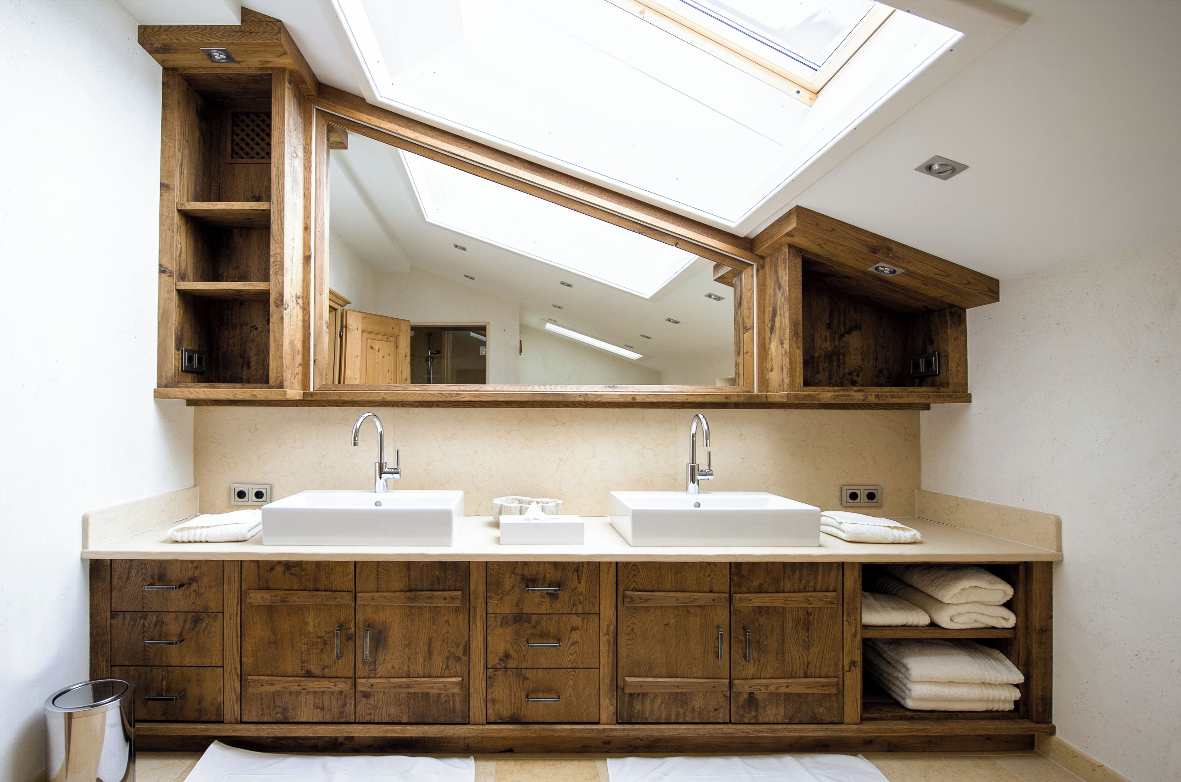 Penthouse | Phòng tắm | Đồ dùng nhà tắm miễn phí, máy sấy tóc, khăn tắm, xà phòng 