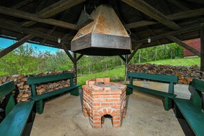 Maison familiale, plusieurs chambres, côté montagne (Hunting Lodge) | Terrain de l’hébergement 