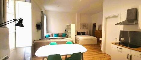 1 chambre, coffres-forts dans les chambres, bureau