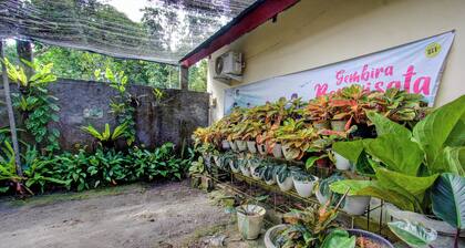 OYO 92619 Inn Homestay
