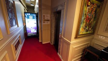 Elevator