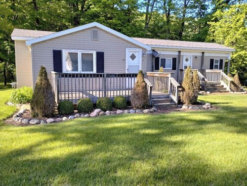 Cozy country home, pet friendly 20.00 per pet fee