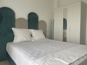 2 Schlafzimmer, Bügeleisen/Bügelbrett, Reisekinderbett, kostenloses WLAN