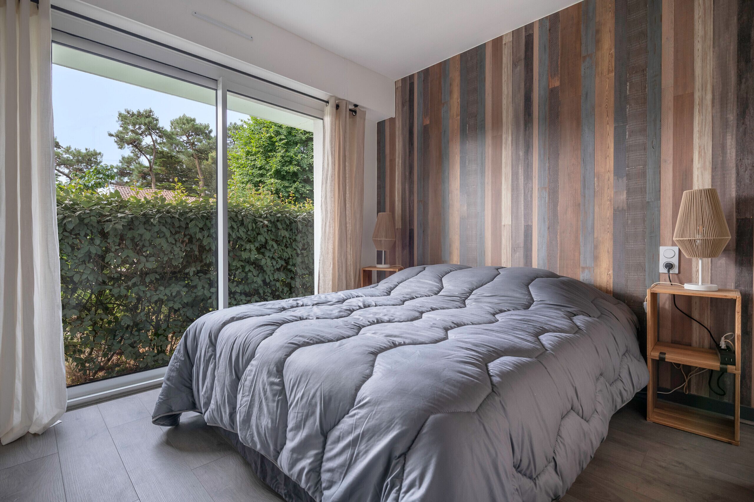 3 chambres, fer et planche à repasser, Wi-Fi gratuit