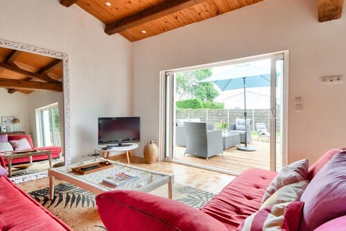 House for 7 - 400 m from La Clère beach