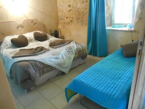 2 bedrooms, in-room safe, iron/ironing board, travel crib