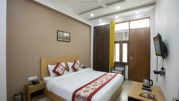 Standard Room | 1 bedroom, desk, soundproofing, free WiFi