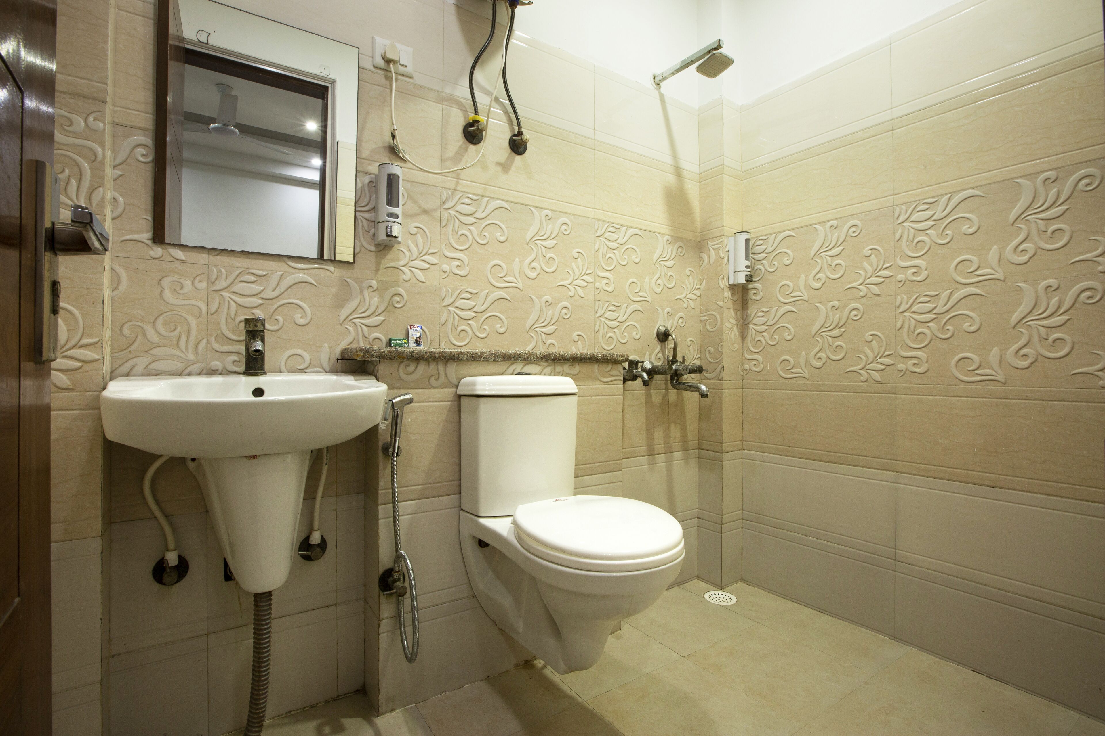 Photo - Hotel Surya Palace By Aura