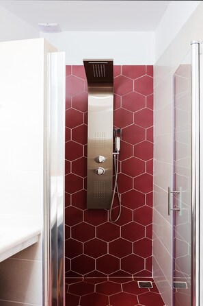 Hair dryer, towels, soap, shampoo