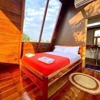 Deluxe Double Room | Free WiFi, bed sheets