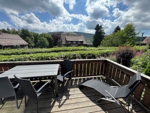 Outdoor dining - Tiny house with sauna and fireplace, RH (Goslar)