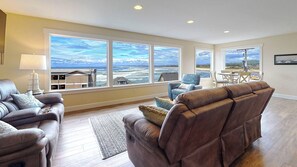 Smart TV, DVD player, table tennis, books