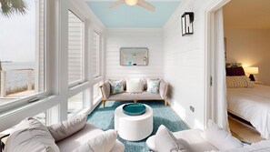 2 عدّة غرف نوم وواي فاي وملاءات أسرّة