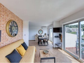 TV - Les Terrasses de la Baie des Anges (La Ciotat)