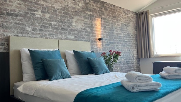 Luxury Double or Twin Room | Desk, WiFi (free) - Gočanska 1 (Pula)