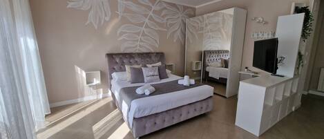 1 chambre, bureau, fer et planche à repasser, Wi-Fi gratuit