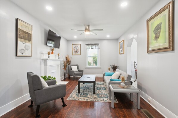 Rumah, 3 kamar tidur | Area keluarga | Smart TV