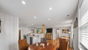 Bungalow, 2 kamar tidur | Tempat makan