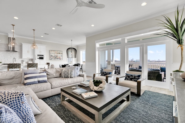 House, 3 Bedrooms | Living area
