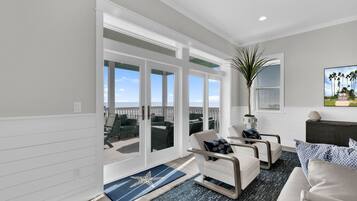 House, 3 Bedrooms | Living area