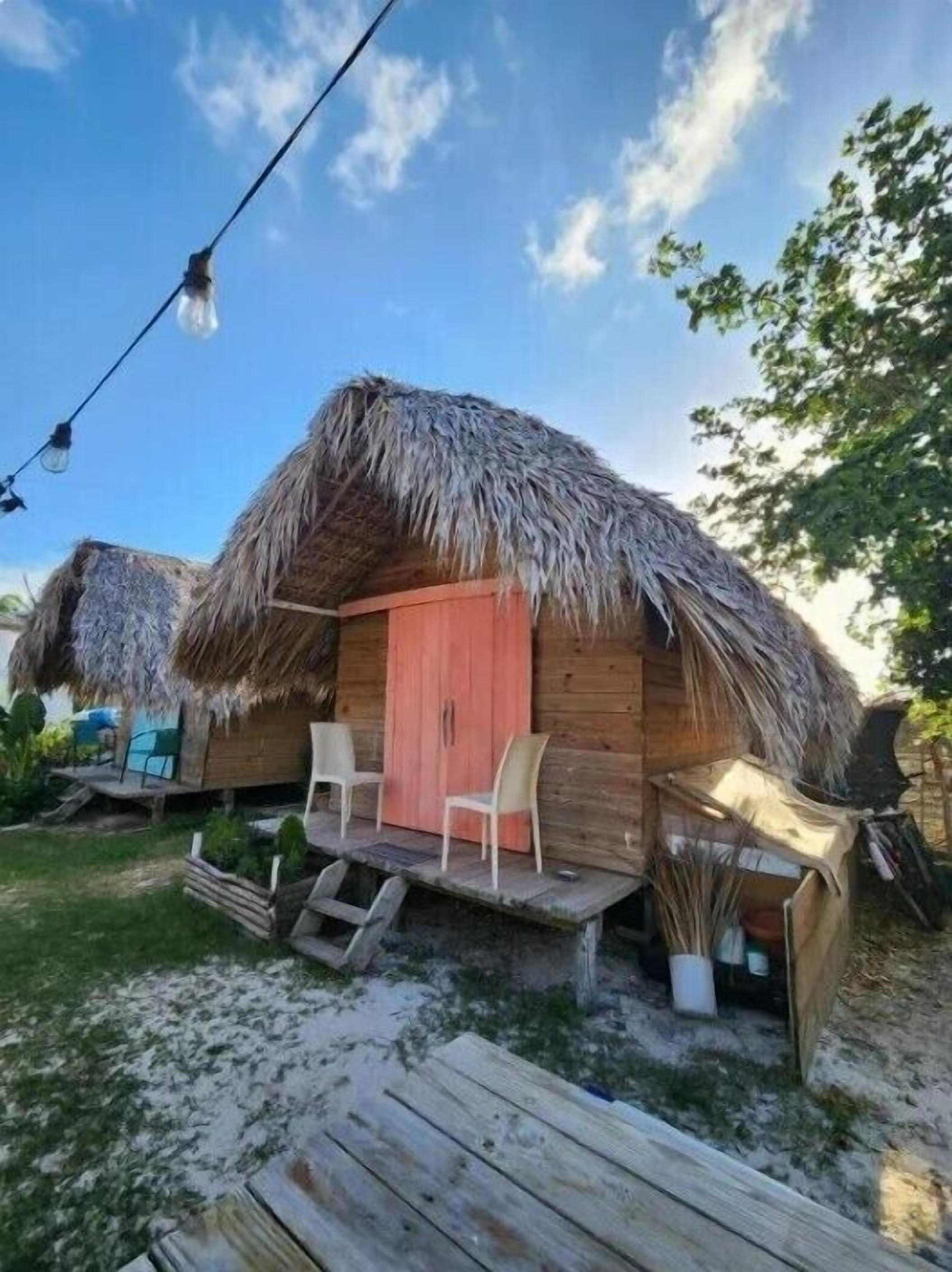 基本小屋 | 高級寢具、獨特設計、獨特裝修、書桌