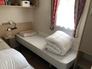 3 間睡房、熨斗/熨衫板、可攜式嬰兒床、Wi-Fi