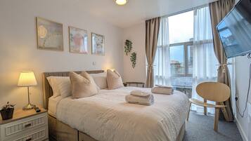 1 habitación, escritorio, tabla de planchar con plancha y wifi gratis