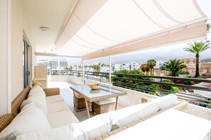 Property grounds - Amaizing 2 bedrooms apartment Great Location Costa Adeje 2 minutes to the beach (Costa Adeje)