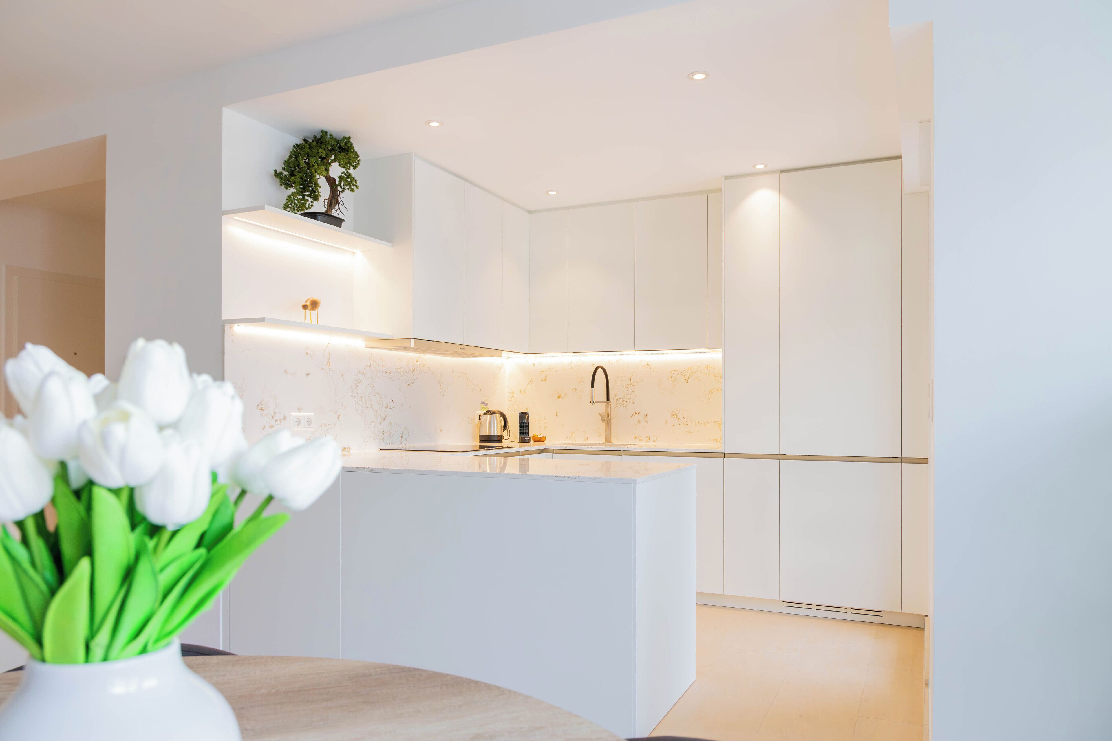 1 Bedroom Apartment | 私人廚房 | 大型冰箱、微波爐、烤箱、爐台