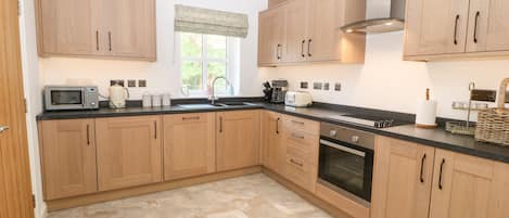 Fridge, dishwasher, electric kettle, toaster
