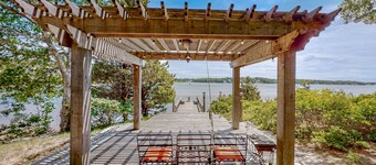 Capeview Estate | House in Bourne with Water Views & Deck