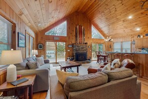 TV, table football - Winhall Woodland House | Winhall Home w/ large deck - near Stratton & Bromley (Winhall)