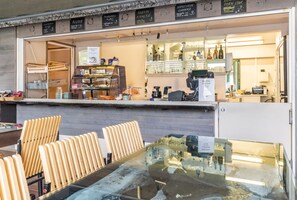 Cafe - Karhunkierros Cabins & Huts (Salla)