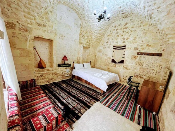 Individually decorated, individually furnished, desk, soundproofing - Zininur Boutique hotel (Sanliurfa)