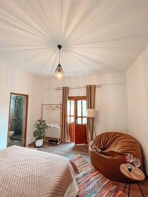 Deluxe Double Room, City View | Iron/ironing board, free WiFi - Shtepia Ime (Përmet)