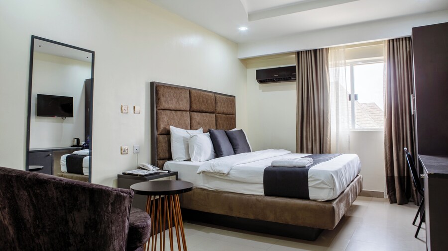 Hotel Romeneo