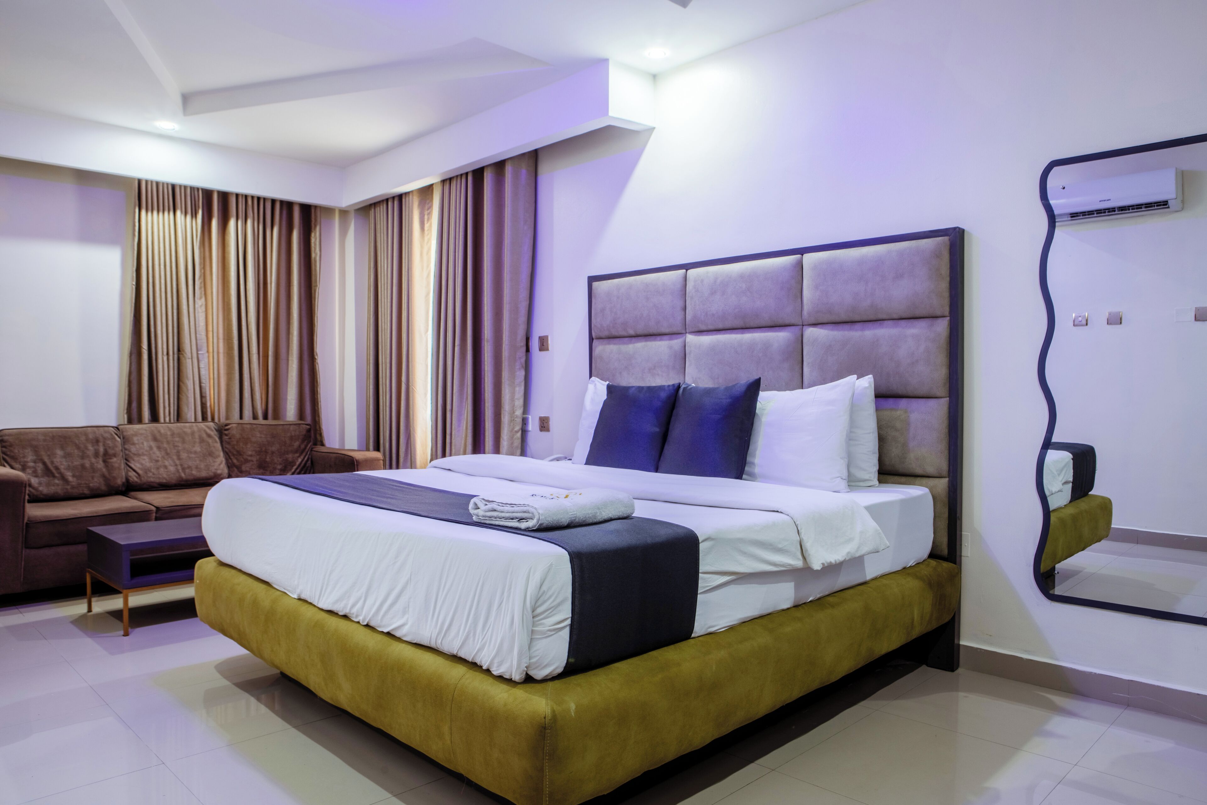 Family Room | In-room safe, blackout curtains, free WiFi, bed sheets