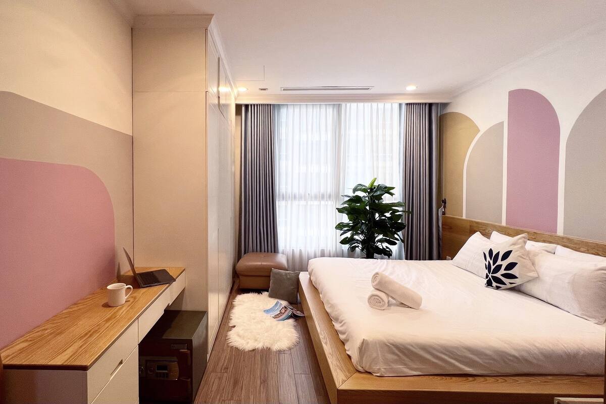 Blackout drapes, iron/ironing board, free WiFi